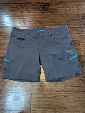 NRS Women's Grey Shorts Size 10